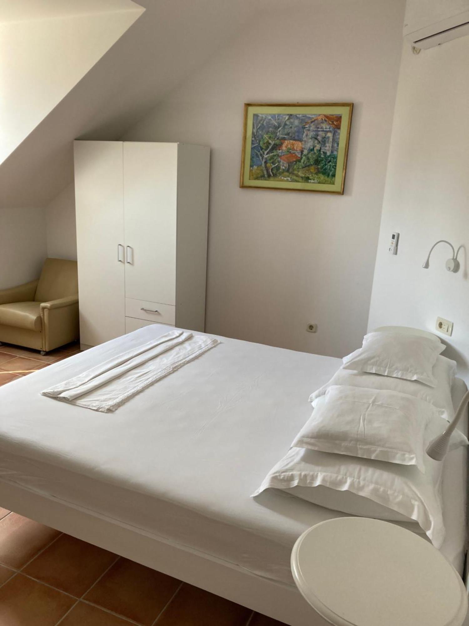 Guesthouse Libertas 1 Dubrovnik Buitenkant foto